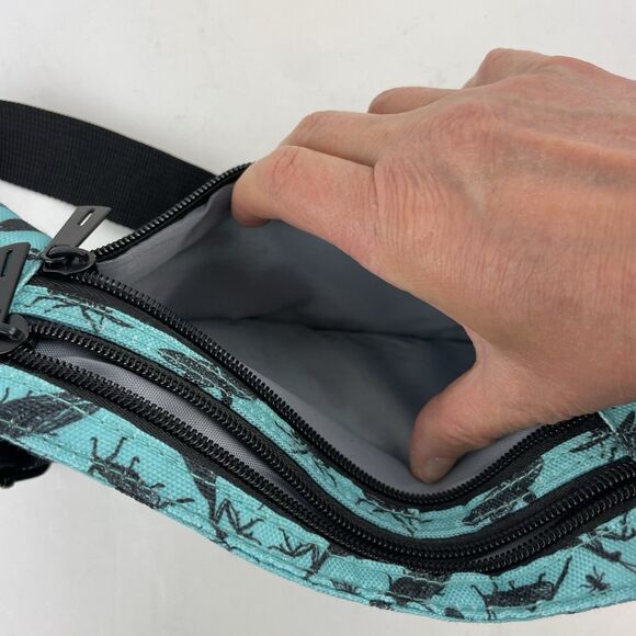 Sipsey Wilder Blue Bugs Not Drugs Pocket Belt Fanny Waist Sling Bag No Extender - Picture 7 of 8